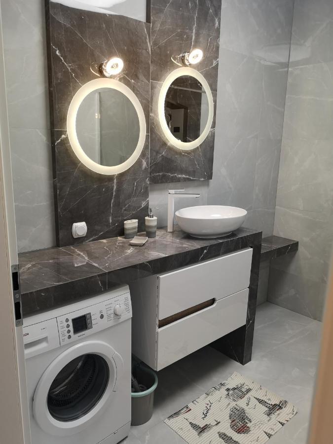 Apartament Z Tarasem I Ogrodem Blisko Centrum Gdańsk Kültér fotó